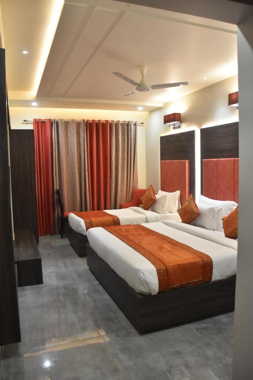 Hotel Abhinav International